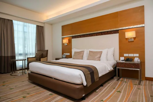 غرفة بريميير بسرير مزدوج، Best Western Plus The Ivywall Hotel 2/4