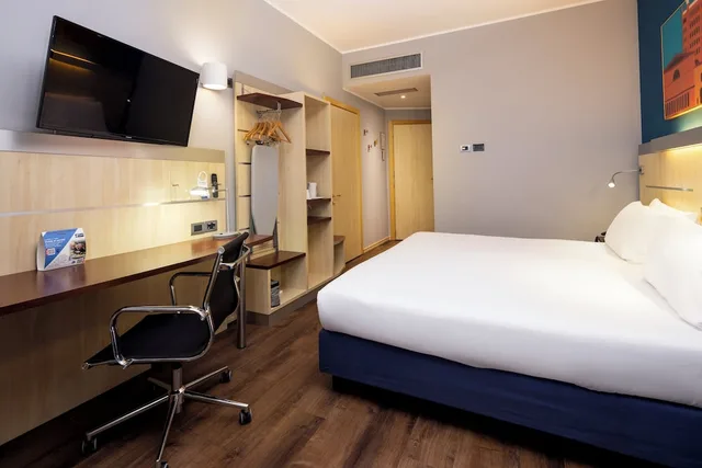 Standard, Multiple Beds، Express Holiday Inn Parma 8/10