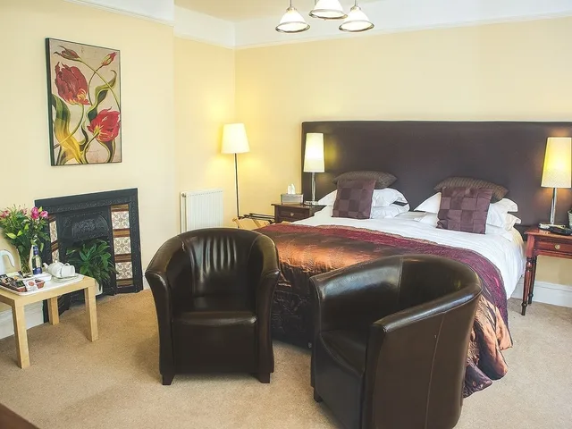 غرفة فاخرة بسريرين منفصلين، Somerville House Guest House 2/10