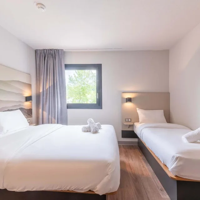 Room, Triple, B&B HOTEL Aix-les-Bains 7/10