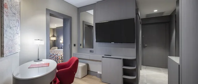 Junior Suite, King Bed, Sea View, Ramada Plaza by Wyndham Batumi 6/6