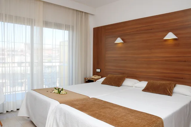 غرفة قياسية بسرير مزدوج أو سريرين منفصلين، Prince Park Hotel 2/5