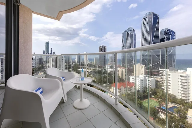 Oaks Gold Coast Hotel, Surfers Paradise, Gold Coast 43/75