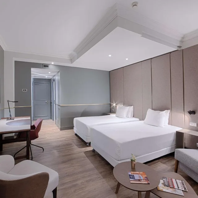 Superior, Double or Twin Bed, Xl، Nh Collection Milano Porta Nuova 1/10
