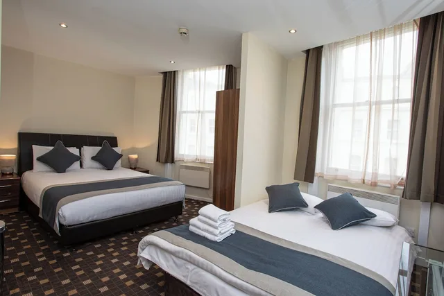 استوديو رباعي بسرير مزدوج مع أريكة، Grand Plaza Serviced Apartments 5/10