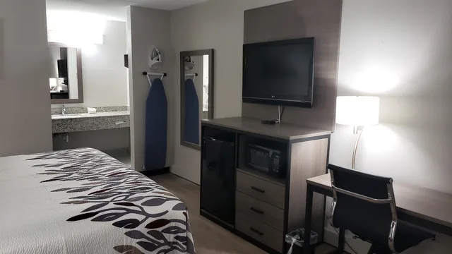 غرفة سوبيريور بسرير كينج، Red Roof Inn Cullman 5/7