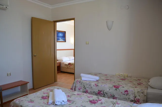 غرفة عائلية، Grand Milano Hotel 5/8