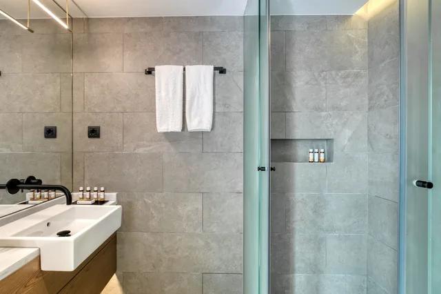 2 Bedrooms, Suite, King and Queen Bed, Acropolis View, Balcony، Bob W Eolou 8/9