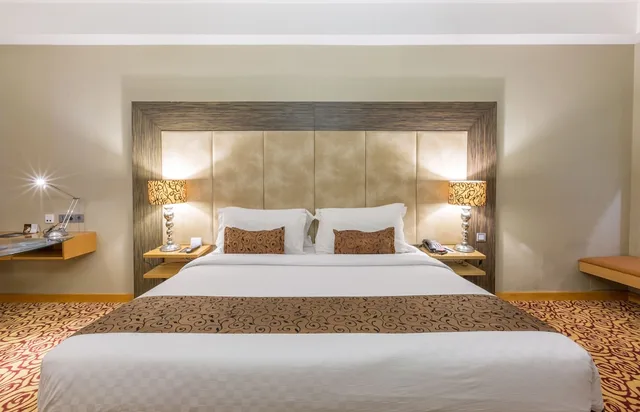 غرفة ديلوكس بسرير كينج، Wyndham Surabaya City Centre 6/10