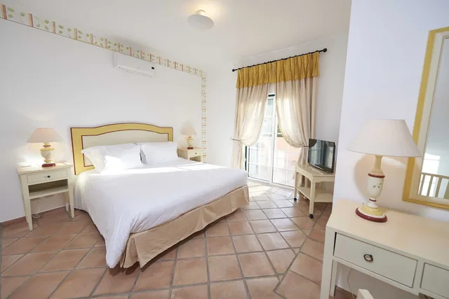 2 Bedrooms, Town House, Double and Twin Beds, Private Pool، Martinhal Quinta do Lago Family Resort 2/3