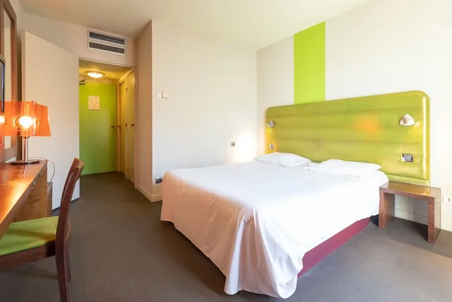 Standard, Double Bed, Hotel Ibis Styles Draguignan 1/5