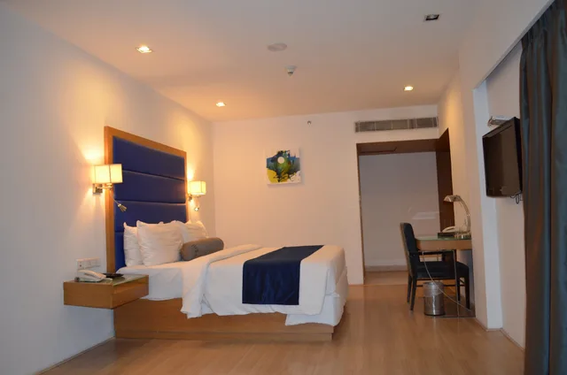 غرفة سوبيريور بسرير كوين بإطلالة على المدينة بغرفة نوم واحدة، The Peerless Inn 8/10