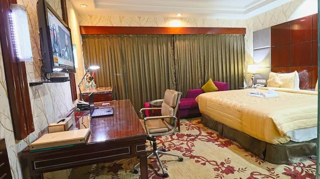 غرفة تنفيذية بسرير كينج، Skycity Hotel 5/10