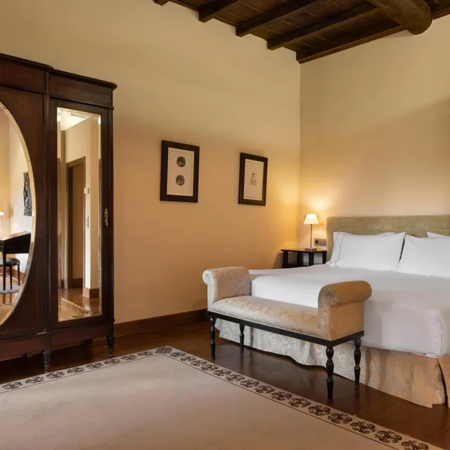 جناح جونيور، Aurea Palacio De Sober 7/10