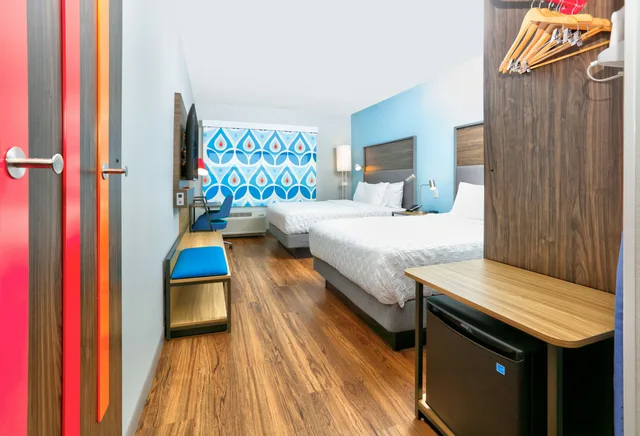 Room, 2 Queen Beds, Accessible, Tru by Hilton Wichita Falls 2/2