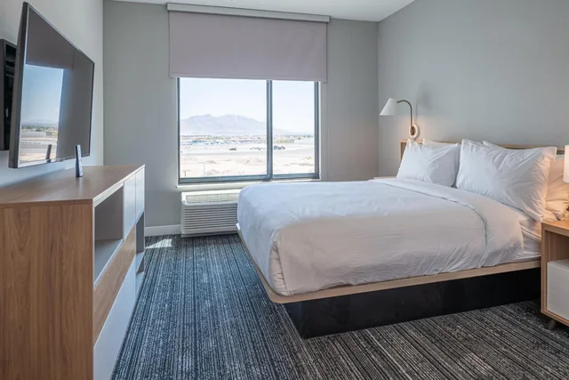 جناح ركني بسرير كوين بغرفة نوم واحدة، TownePlace Suites by Marriott Las Vegas North I-15 2/10