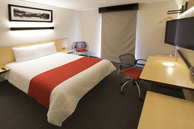 غرفة سوبيريور بسرير كوين مع أريكة، City Express By Marriott Oaxaca 2/5