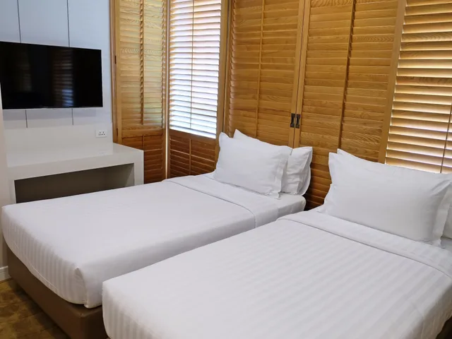3 Bedrooms, Suite, 2 Double and Twin Beds, Balcony، Grande Centre Point Ploenchit Bangkok 3/10