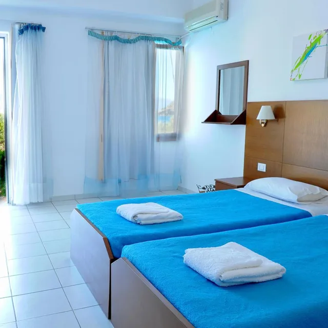 شقة عائلية بإطلالة على البحر، MIRABELLA APARTMENTS 2/9
