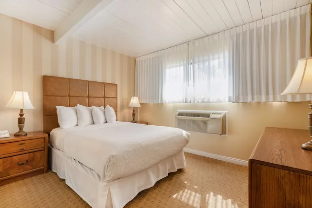 غرفة قياسية بسرير كوين لذوي الإعاقة، Best Western Plus Santa Barbara 2/5