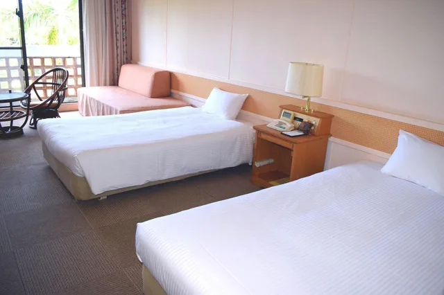 Standard Twin, Resort Hotel Kume Island 1/1