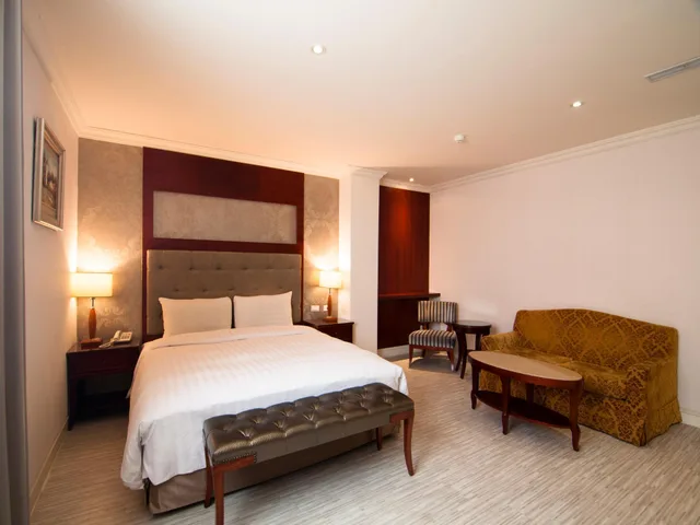 جناح ديلوكس بسرير كوين، MRT Hotel 2/2