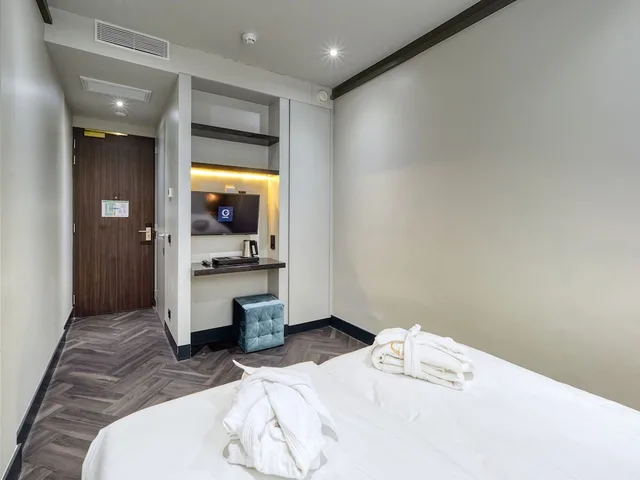 غرفة قياسية بسريرين منفصلين، G Hotel 3/4