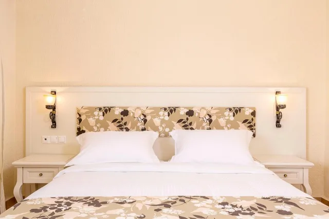Room, Twin Beds, Water Front، Civitel Creta Beach 6/9