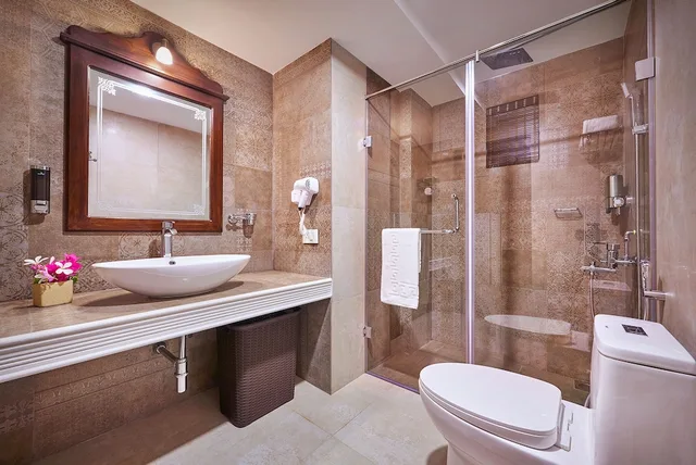 جناح ركني بسرير كينج بشرفة، Ziva Suites 2/2