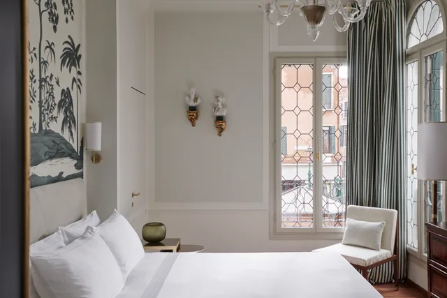 جناح بغرفتي نوم، Hotel Violino D'Oro 1/1