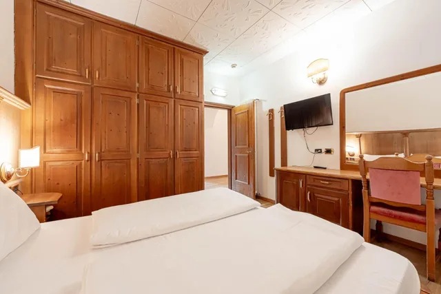غرفة اقتصادية بسرير مزدوج أو سريرين منفصلين، Schloss Hotel & Club Dolomiti 10/10