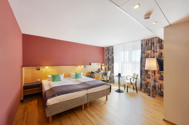 Plus, Comfort، Amedia Dresden Elbpromenade, Trademark Collection by Wyndham 4/12