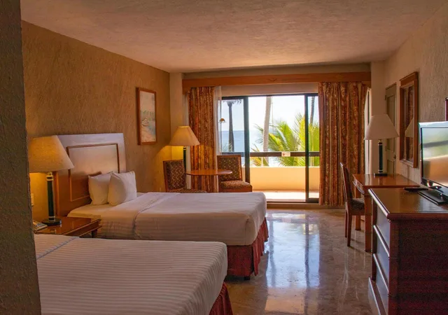 غرفة بسريرين مزدوجين بإطلالة على البحر، The Palms Resort of Mazatlan 1/2