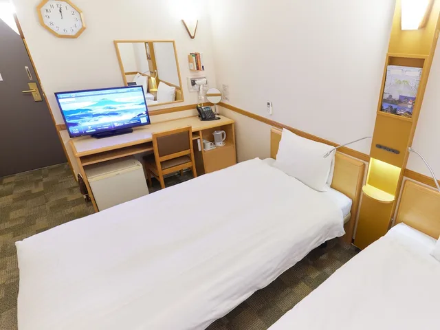 Standard, Twin Beds, Toyoko Inn Yokohama-Sen Fuchinobe-eki Minami-guchi 4/4