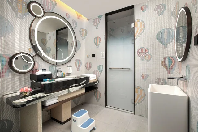 Kids Suite, Theme, Family, 1 Single and 2 Double Beds, Ocean View، Hualuxe Sanya Yalong Bay Resort 4/4