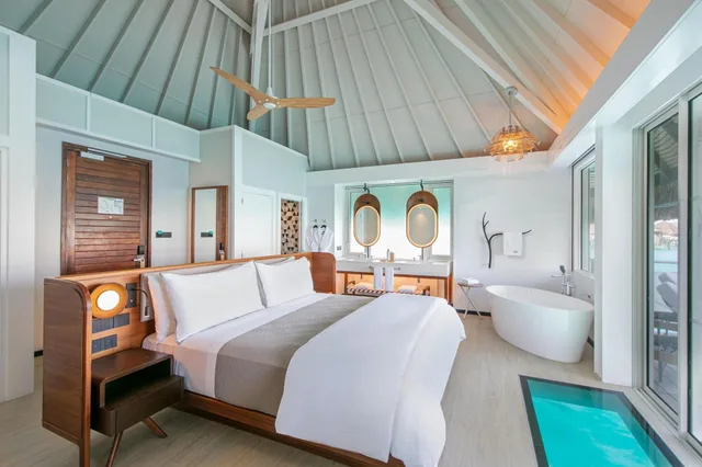 بنغل بسرير كينج، Westin Bora Bora 1/3