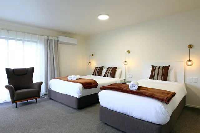 استوديو فاخر بسرير كوين وسرير فردي، Heritage Court Motor Lodge Oamaru 1/3