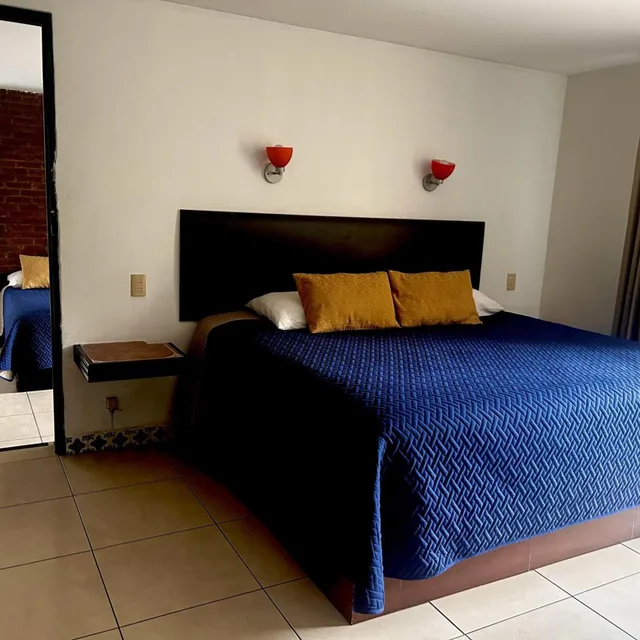 جناح جونيور، VF Villa Florencia Hotel 5/7