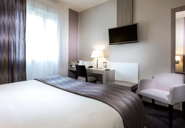 غرفة سوبيريور بسرير مزدوج، Hotel Campanile Metz Nord - Talange 3/10