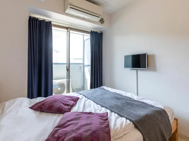 غرفة بسرير مزدوج، Tabist Gloire Osaka (ex. OYO Hotel Universal Gloire Osaka) 1/2