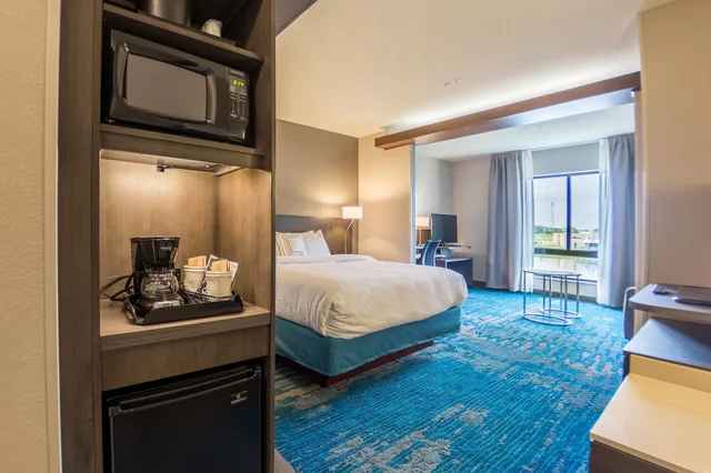جناح بسرير كينج مع أريكة، Fairfield Inn Suites By Marriott Des Moines Altoona 2/2