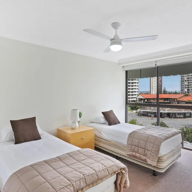 3 Bedrooms, Apartment, Marina View, De Ville Apartments 1/5