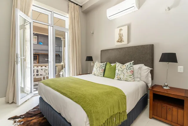 غرفة بسرير مزدوج بشرفة، Long Street Boutique Hotel 2/10