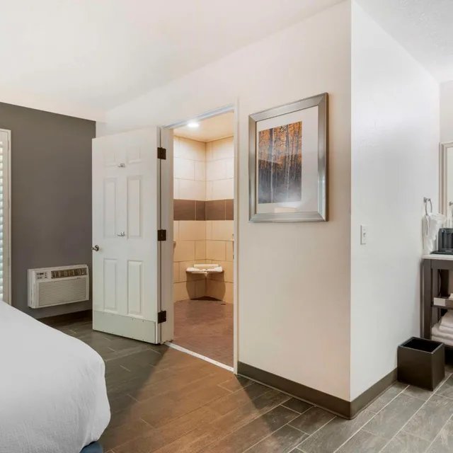 جناح جونيور بسرير كينج يُسمح فيها بالحيوانات الأليفة، Best Western Corvallis 1/5