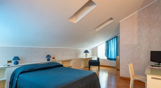 Room, Twin Beds, Savoia Thermae Spa 5/9