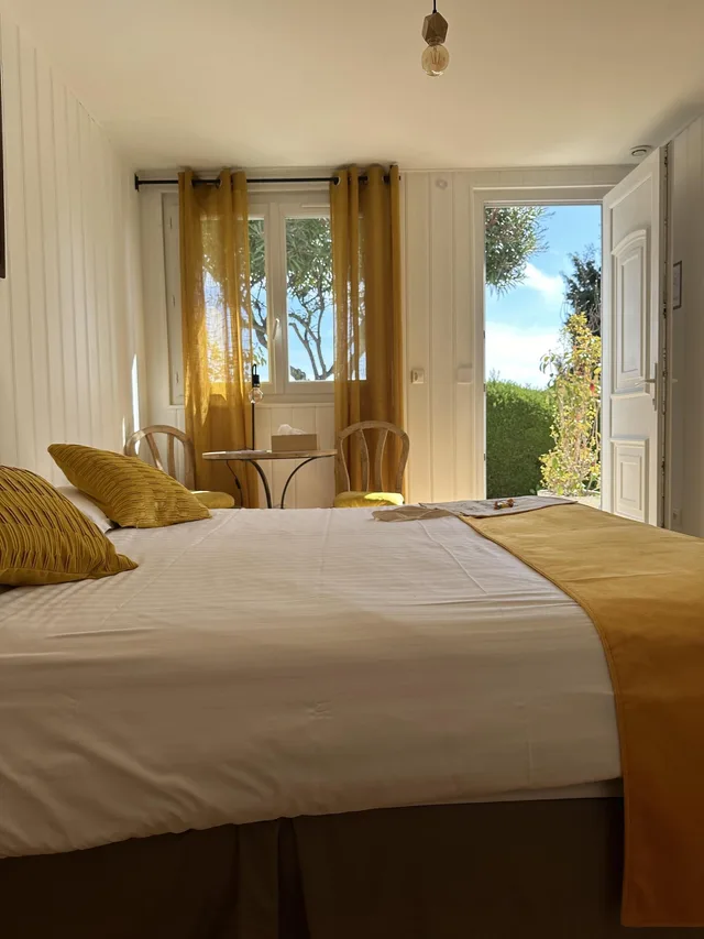 غرفة رباعية بإطلالة على البحر، Hôtel La Fiancée Du Pirate 2/4