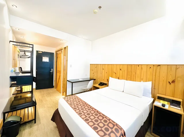 غرفة قياسية، Cuarto Hotel 2/2