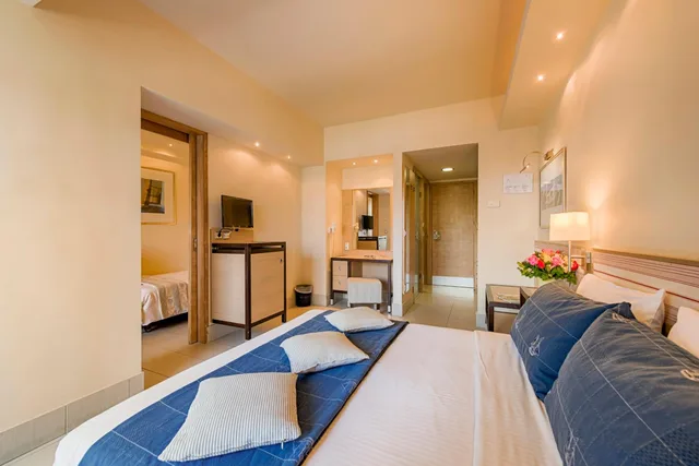 Superior, Family, Lateral Side Sea View، Esperides Beach Resort 4/6