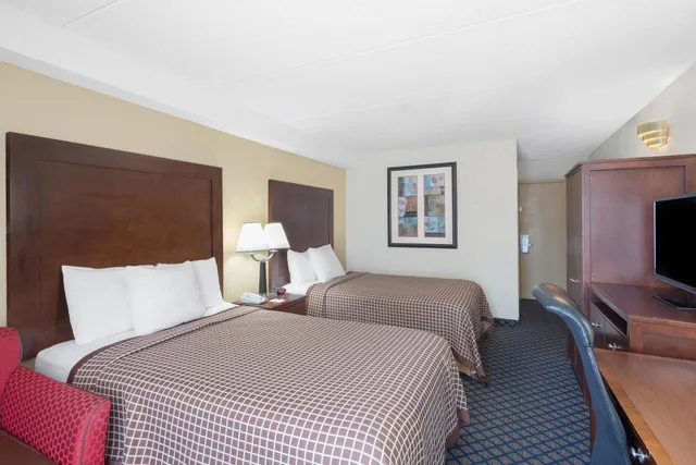 Room, 2 Double Beds, Smoking, Days Inn by Wyndham Geneva/Finger Lakes 2/4