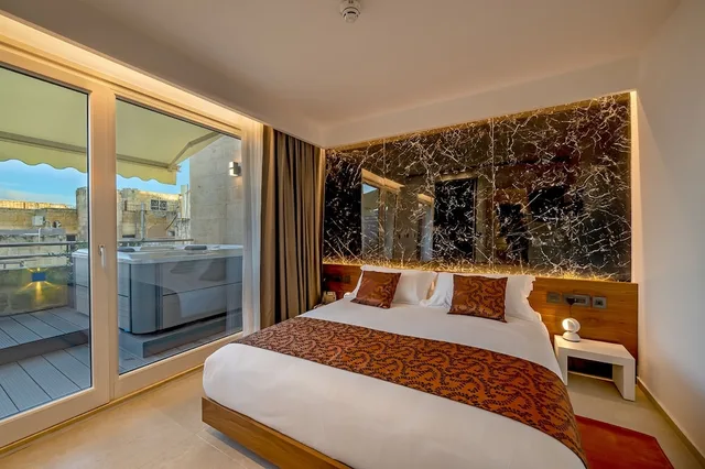Superior, Suite, Queen Bed, Hot Tub, Terrace, The Capital Boutique Hotel Valletta 1/2